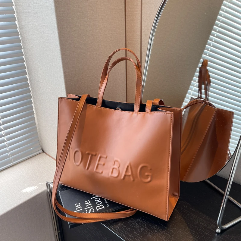 PlatiNum Designer Tote Bag Carrying Style