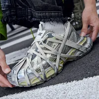 2025 haute qualité nouveaux hommes chaussures pour femmes été respirant course confortable sport maille Couple papa chaussures mâle mode chaussure 6