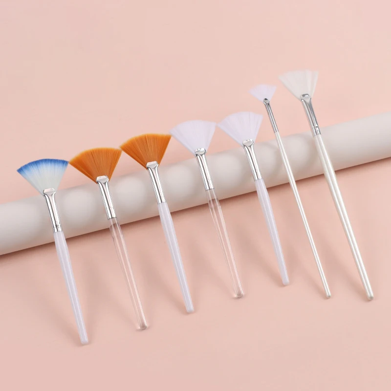 Description Picture 6 of itemPractical Facial Brushes Fan Makeup Brushes Portable Mask Brush Cosmetic Tools for Women Flexible Facial Soft Mask Applicator