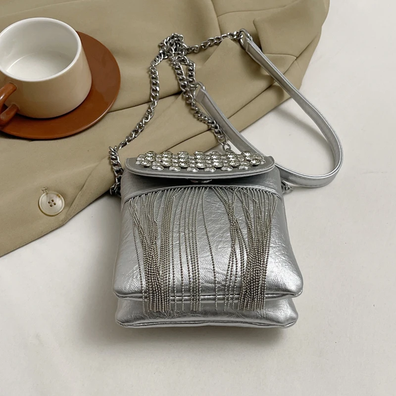 Quaste Umhängetasche einfarbig Pu Leder Damen tasche Luxus besetzt Diamant Handtasche Mode Mini kleine Umhängetasche – Detail 6