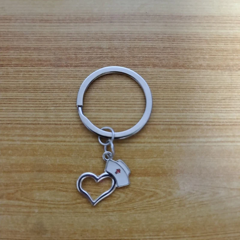 

Simple Nurse Hat Keychain Keyring