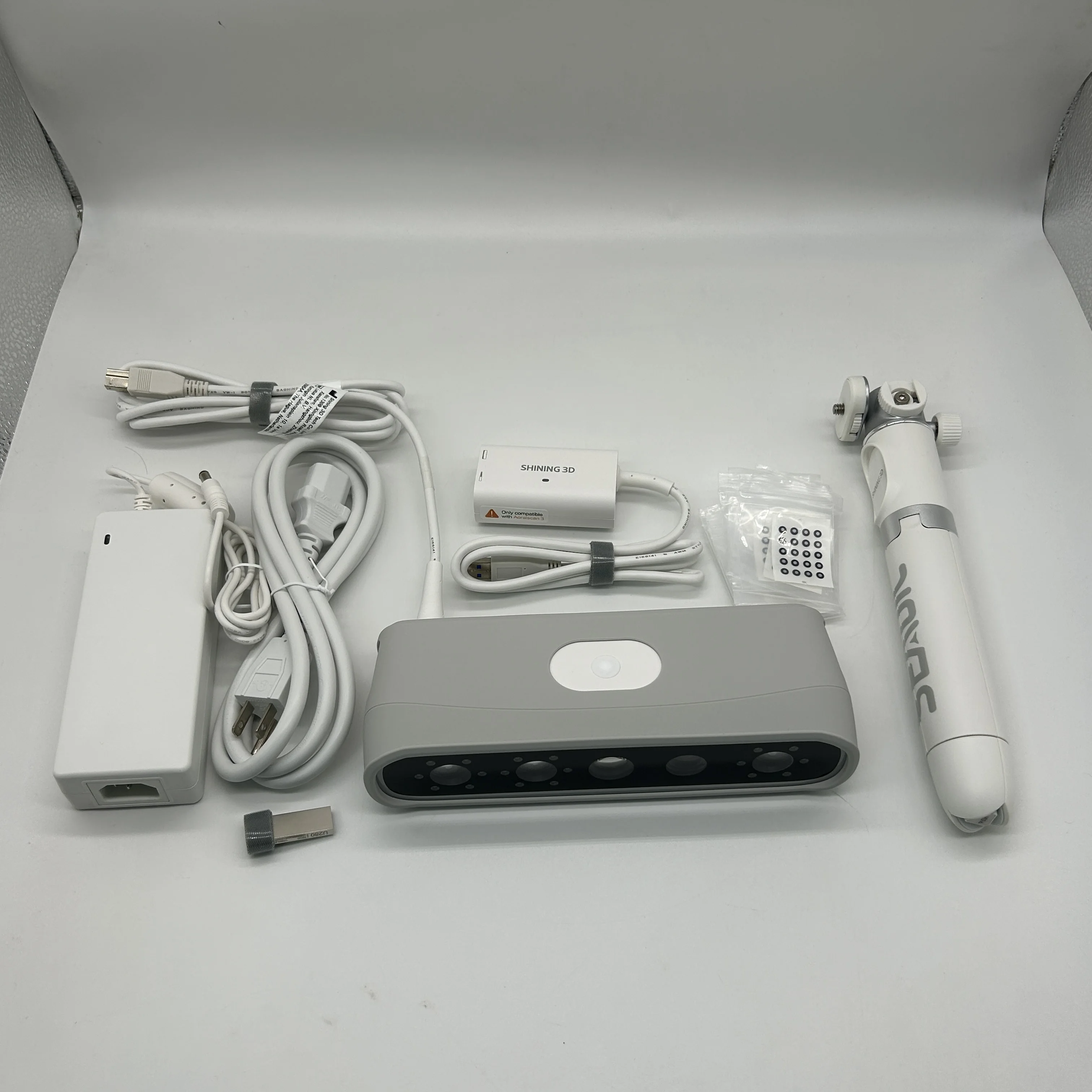 Рисунок 6 - Сияющий 3D новый стоматологический