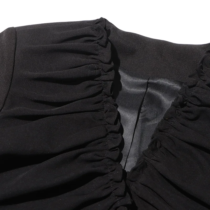 Рисунок 6 - Модный и элегантный однотонный костюм BJTZ