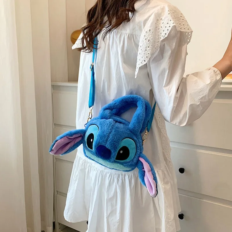 Disney-Bolso de peluche de Lilo & Stitch para niños, bolsa de mensajero de  felpa Kawaii, bolso de mano para niña, juguetes de peluche de Anime, bolsa  suave de peluche de dibujos animadosNegro