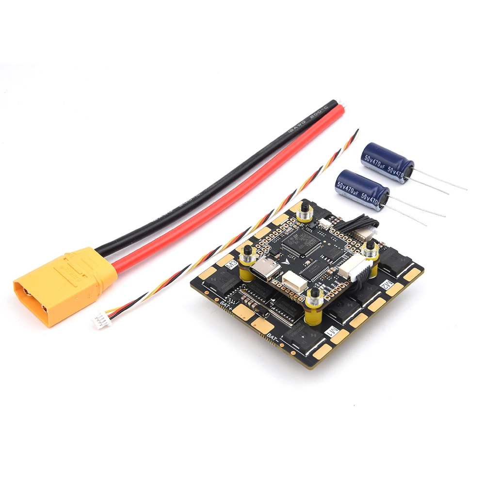 Connecteurs et câbles du contrôleur de vol F722 et ESC 100A pour drone FPV course, prêts à être installés.
