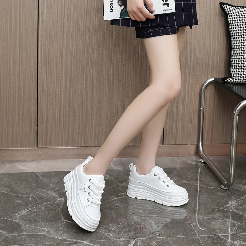 Board Shoes Ladies Spring and Summer New Small White Shoes Anti-slip Wear-resistant Casual Thick Soles Increase