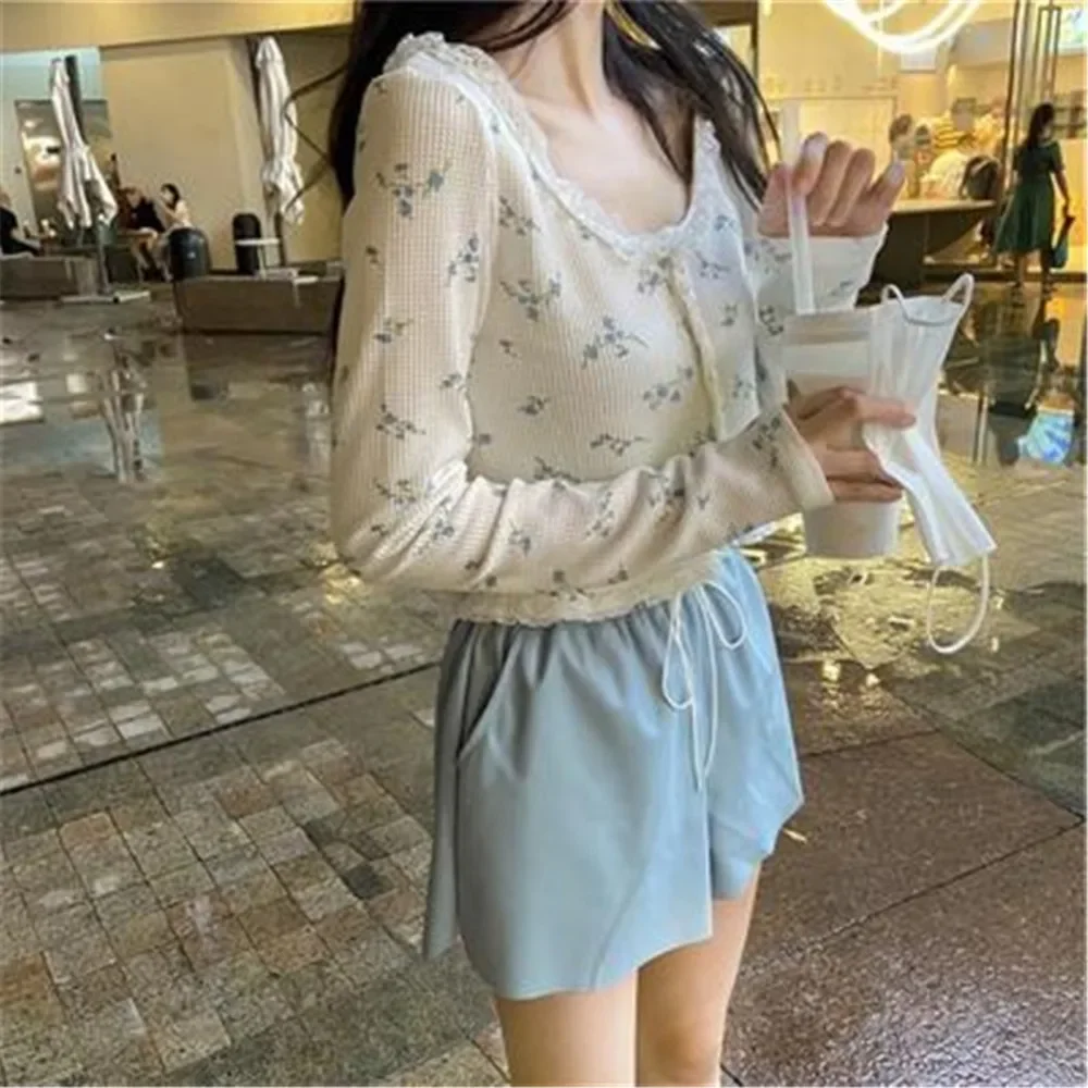 여성용 귀여운 크롭탑 디자인 패치워크 레이스 꽃 가디건, 부드러운 학생 올매치 레트로 싱글 브레스트, 한국 스타일