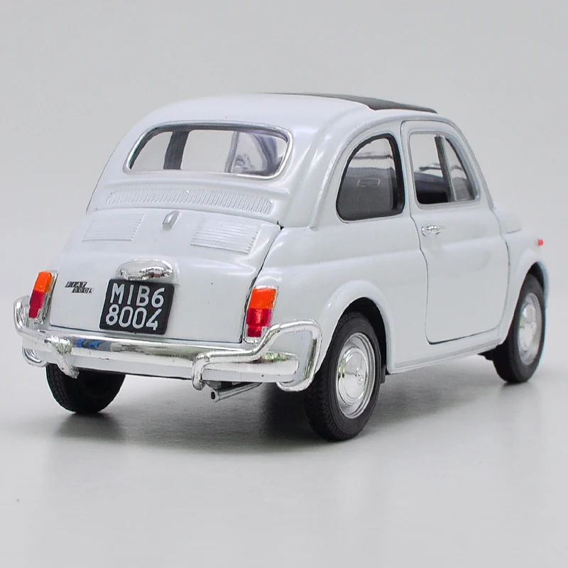 Miniature FIAT Nuova 500 L 1:24 métal WELLY – Qualijouet