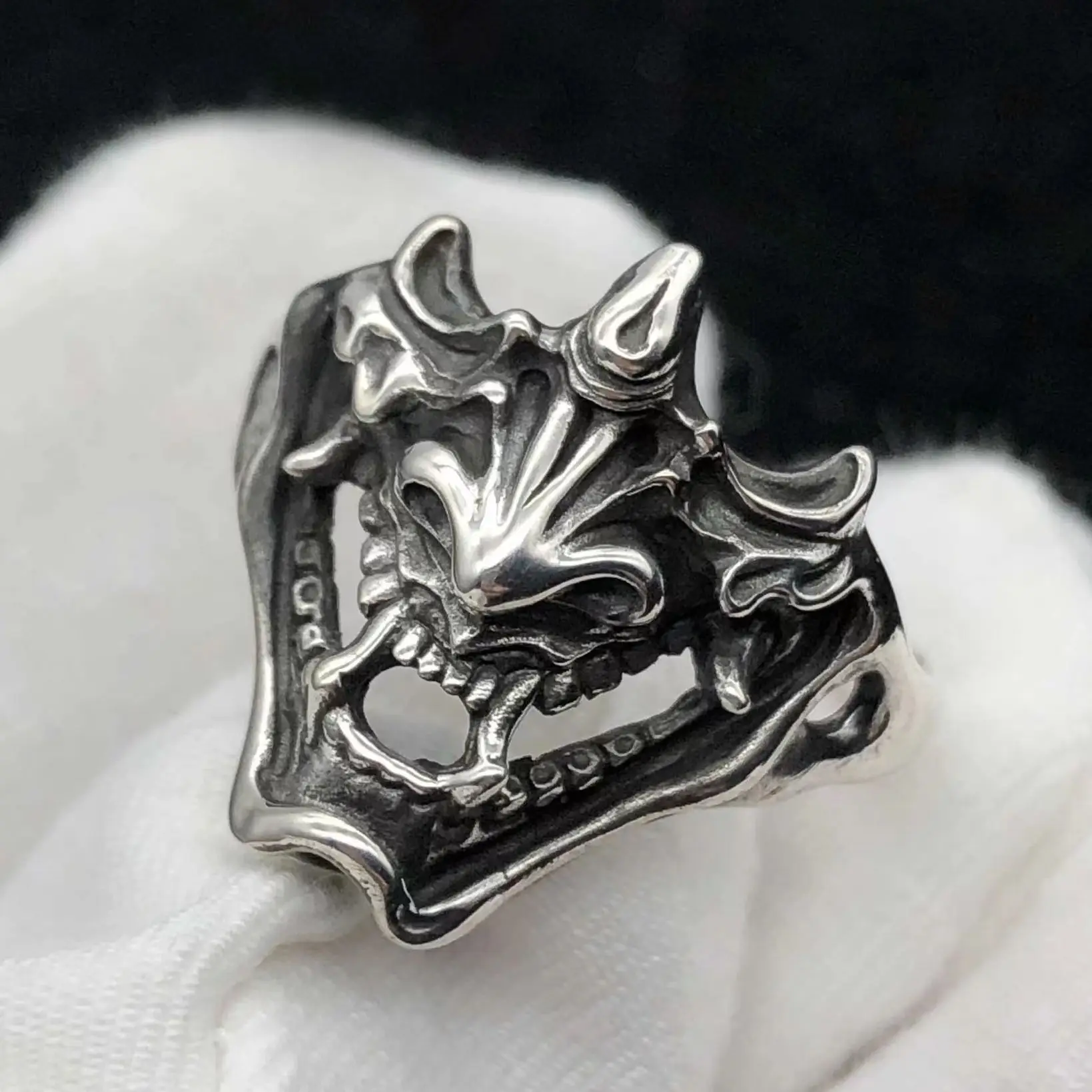 2023 Fashion Punk Skeleton Face Rings for Men Women Vintage Gothic