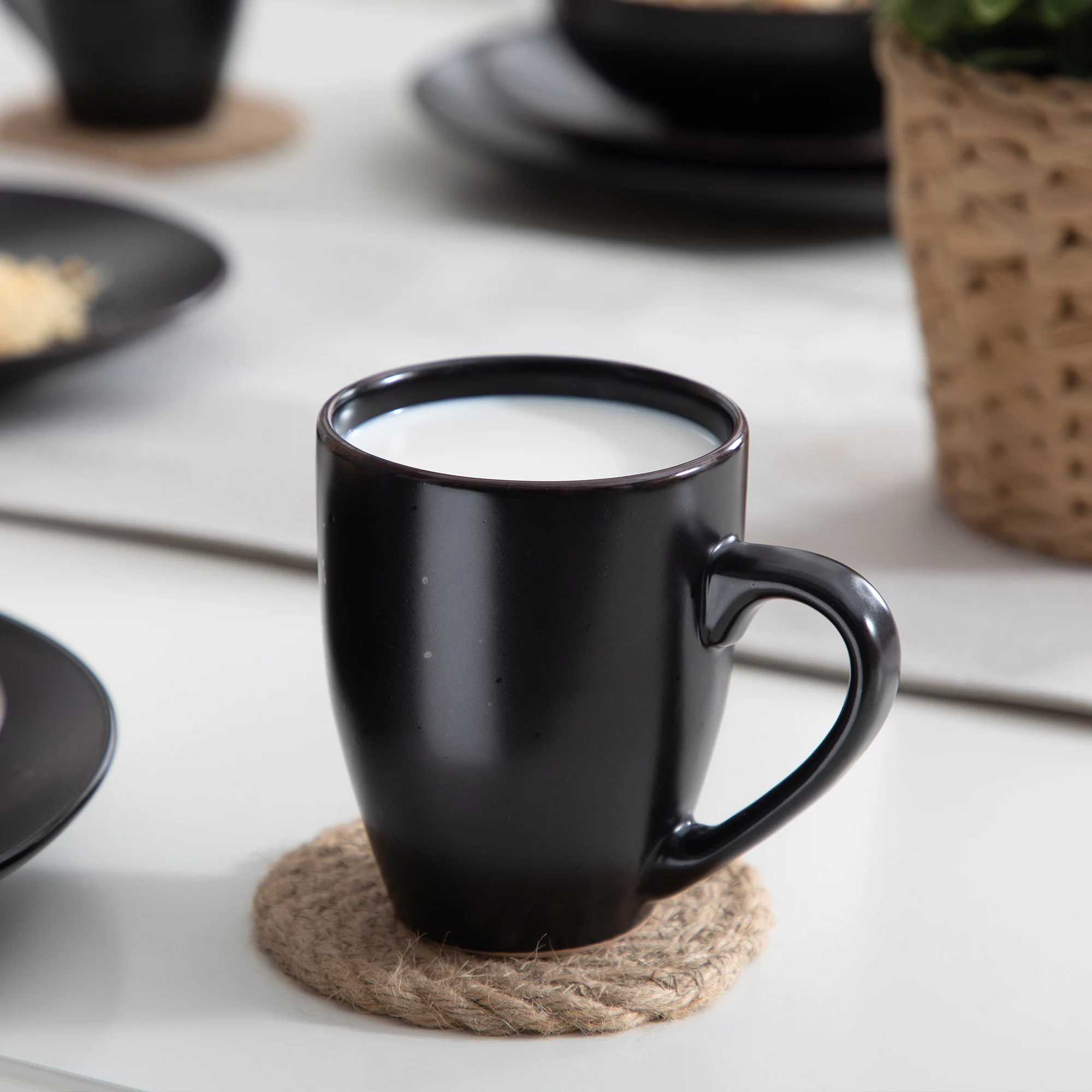 VANCASSO MODA Series 4/16/32/48 Piece Pottery Dinner Set Black Stoneware  Tableware Set with Dinner Plate,Dessert Plate,Bowls,Cup - AliExpress 15