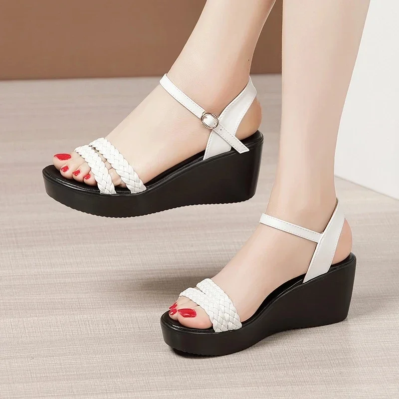 Lazada Popular Wedge Sandals 2021 2021❀ New Casual Embroidery - Main Image