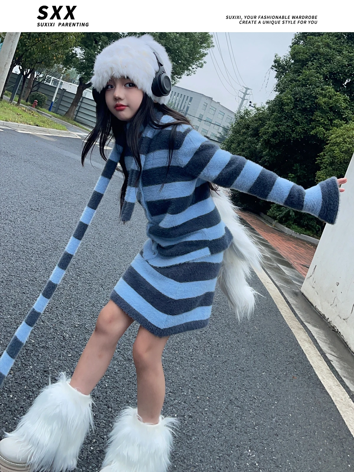 

Girls' 2023 Autumn/Winter New Ladies Style Contrast Knitted Coat Three Piece Slim Fit Wrap Hip Short Skirt Set