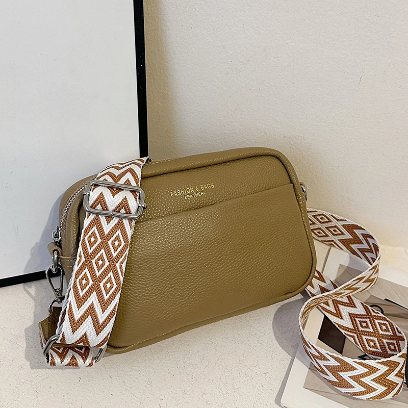 1 fashionable black bag - adjustable shoulder strap, women's crossbody bag, suitable for different people, no scene needed