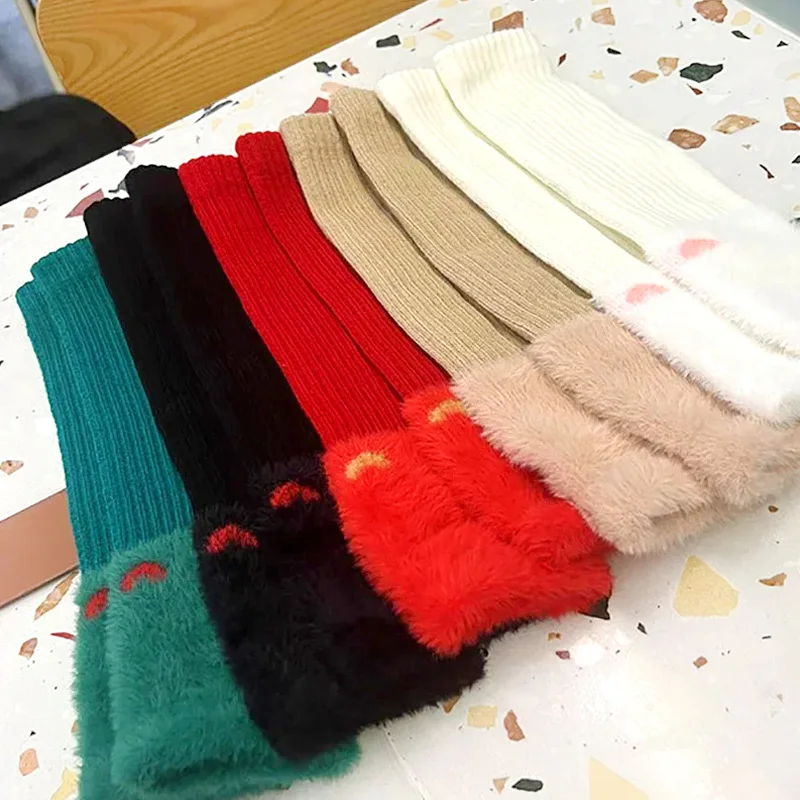 Рисунок 6 - Новые зимние женские длинные перчатки