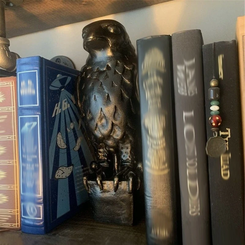 Maltese Falcon Statue Prop With Secret Room Home Decoration Handmade Resin Sculpture Office Bookshelf Desktop Figurines