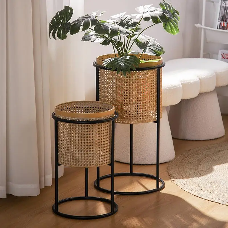 Imitation Wicker Flower Rack Iron Plant Basket Living Room Balcony Plant Holder Contemporary Greenery Display Flower Organizer