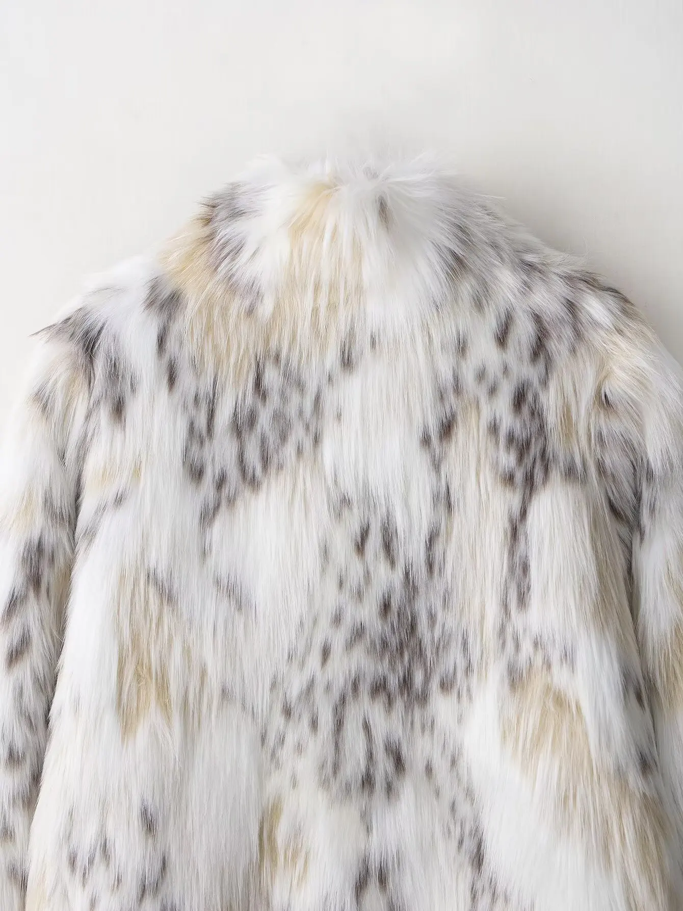 Women Faux Fur Leopard Print Short Jacket Coat Female High Neck Long Sleeve Warm Elegant Chic Coat Autumn Winter Casual Outerwea