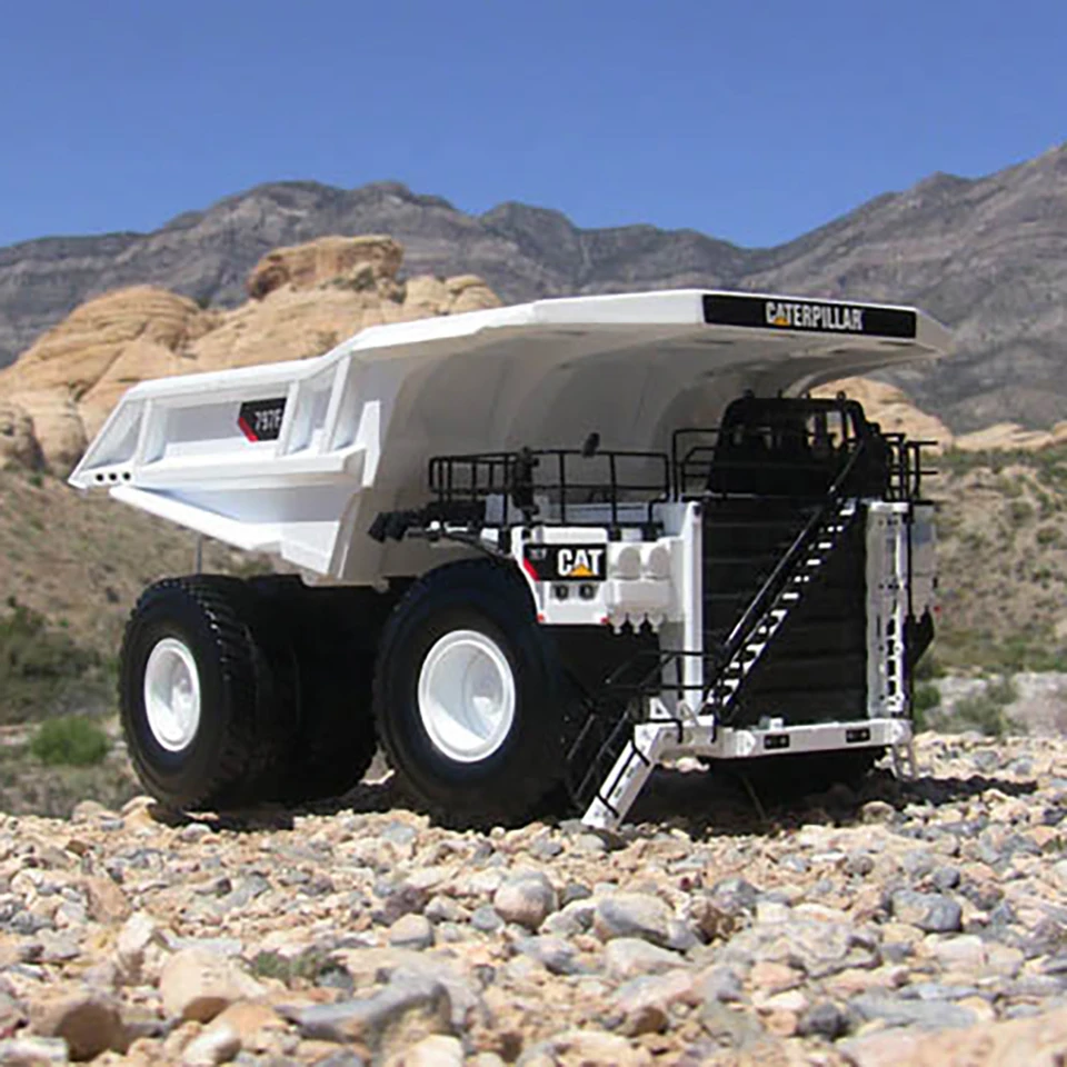Cat 797F Mining Truck Special White Edition 1:50 Scale Die-cast
