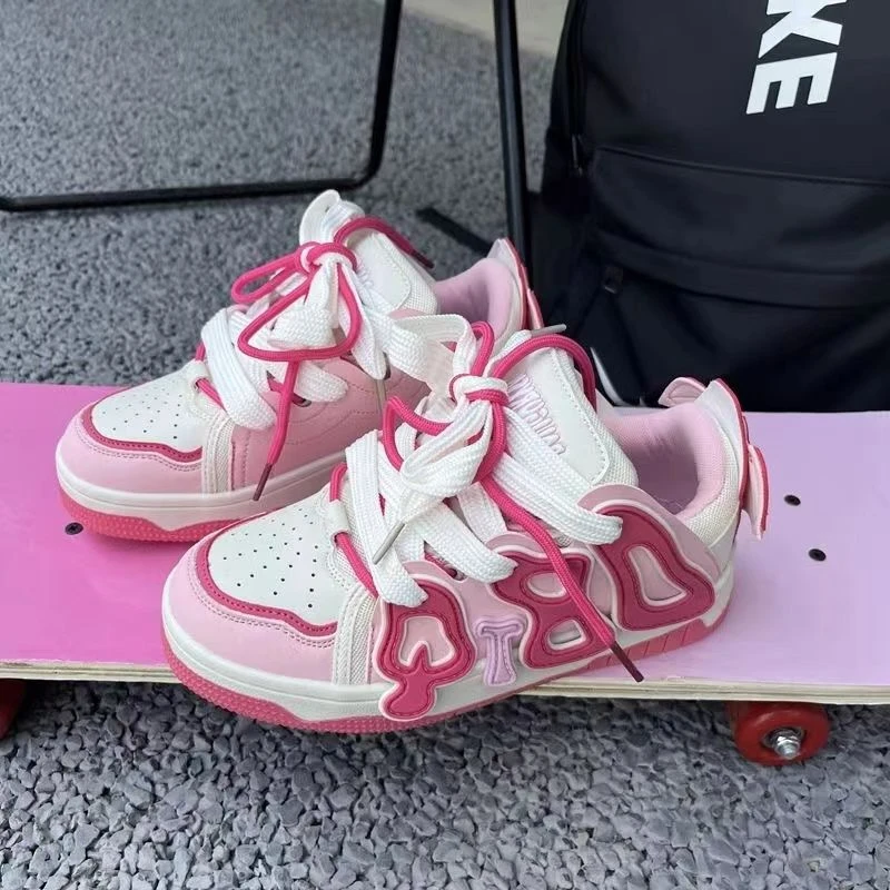 

Женские кроссовки Kawaii Розовая обувь на платформе скейтборд спорт плоская Вулканизированная симпатичная женская обувь для тенниса весна лето 2024 корейский стиль