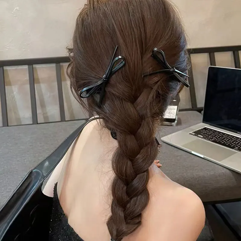 2 stücke Koreanischen Stil PU Leder Bogen Haar Clip Einfache Vielseitig Zarte Y2k Mädchen Bobby Pin Süße Charming Haar Zubehör – Detail 2