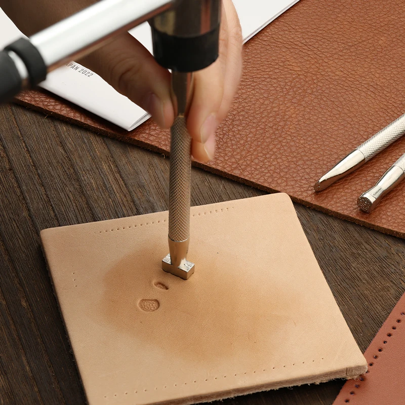 Leather Craft Stamps Leather Letter Punch 1PCS Leather Printing Tool Alloy Saddle Making Carving Handmade Leatherwear Craft DIY Punch Stamps Metal Leather Stamping Saddle