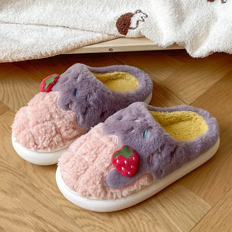 

Winter Strawberries Decor Women House Couples Slippers Fluffy Slides Cartoon Embroidery Warm Indoor Ladies Cotton Shoes