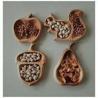 Snack Tray Wooden Craftwork Squirrel Snack Tray Household Supplies Snack Nut Tray 1