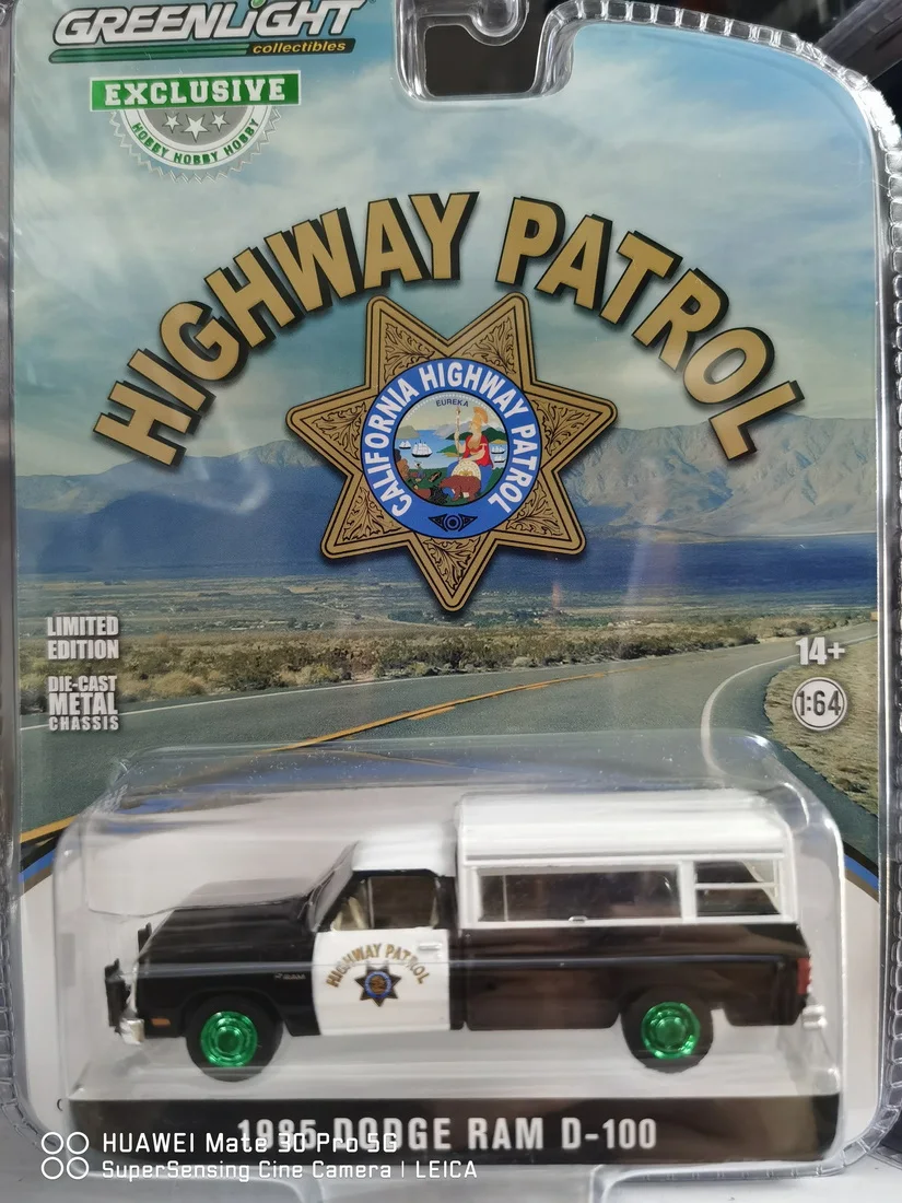 

Модель автомобиля GreenLight 1:64, 1985 Dodge Ram, металлическая, литой под давлением
