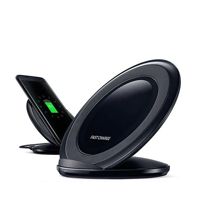 Samsung Galaxy S22 本体 + ワイヤレス充電器 サムスン電子、Galaxy純正ワイヤレス充電器など4種発売へ - ケータイ Watch