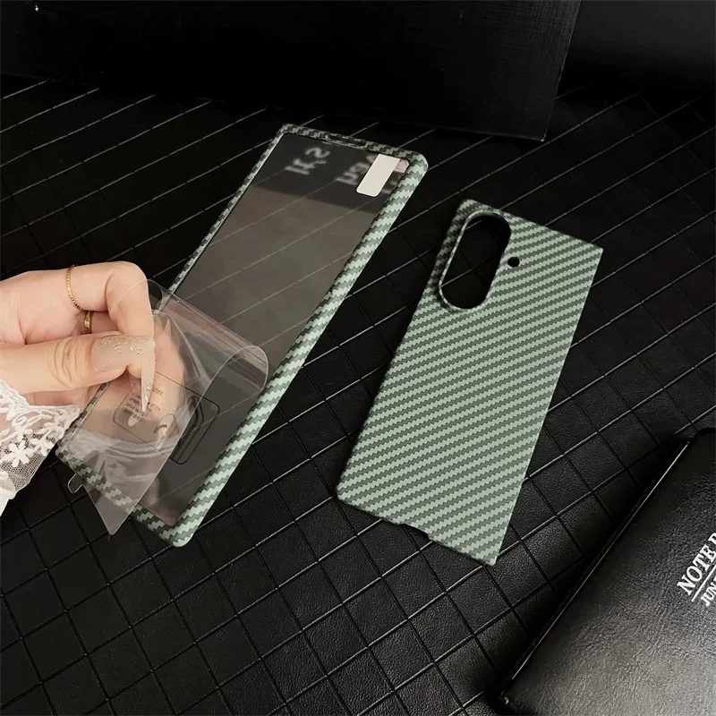 Kevlar Aramid Fiber Shockproof Case with Built-in MagSafe and 9H Tempered Glass