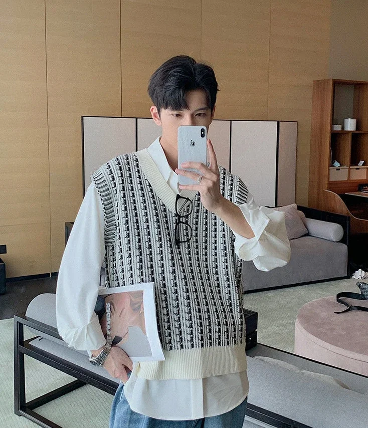 Description Picture 4 of itemKnit Sweater Male White Vest Men's Clothing V Neck Korean Style Sleeveless Waistcoat Striped Elegant High Quality Replica X Tops