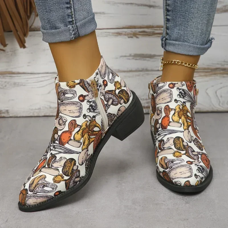 

Женская обувь, новинка 2023, базовые женские ботильоны в стиле ретро, женские ботинки с принтом и боковой молнией, с острым носком, женская обувь на квадратном каблуке