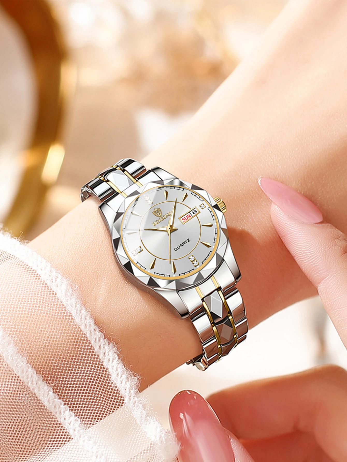 Luxury Women's Quartz Watch – Elegant Waterproof Design with Luminous Dial, Perfect Gift