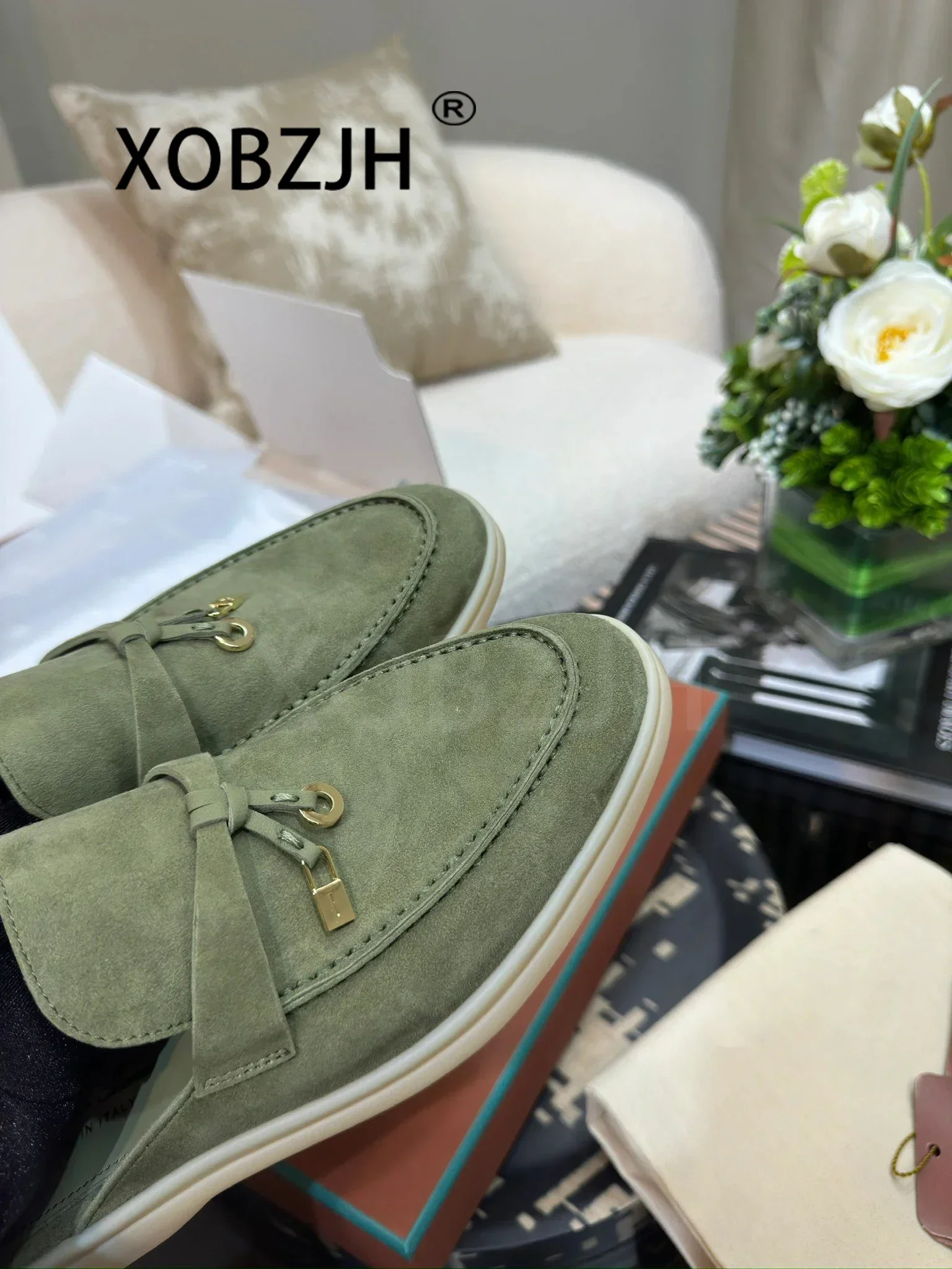 Loafers Shoes for Women Summer Walk Slippers High Quality Comfortable Classic Leather and Fabric Feel Sandals Men