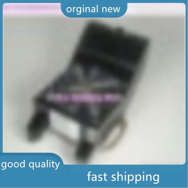 

Оригинальный Новый X3300 M4 00D2823 00W2284 N31984F F A N