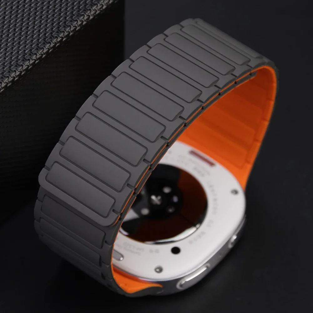 Seamless Magnetic Silicone Loop Strap - Premium Watch Accessory