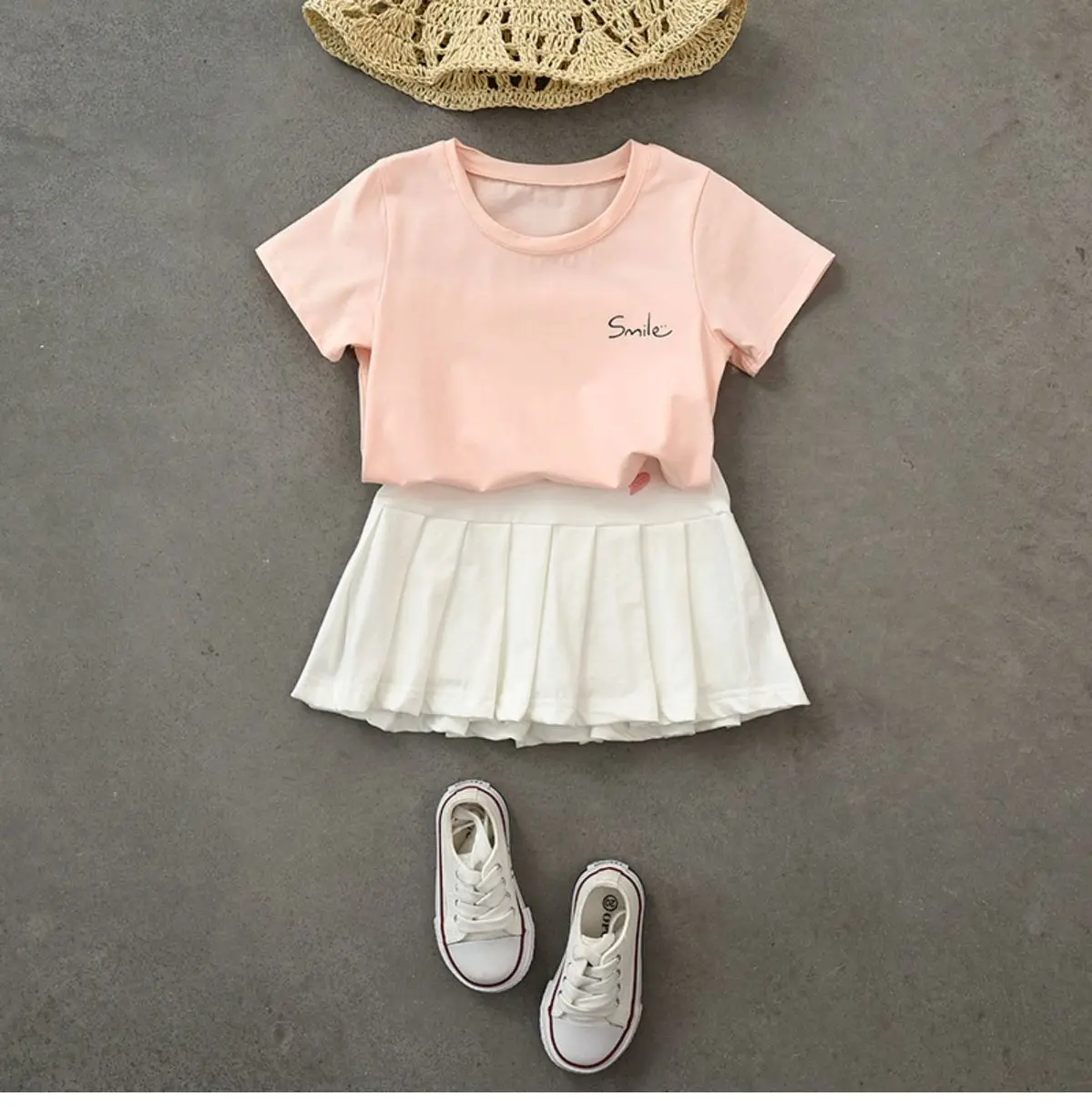 Summer Kids Pleated Skirt Cute Girl Love Skirt Korean Style Solid Pleated Skirt for Girls Sweet Fashionable Girl Casual Clothing