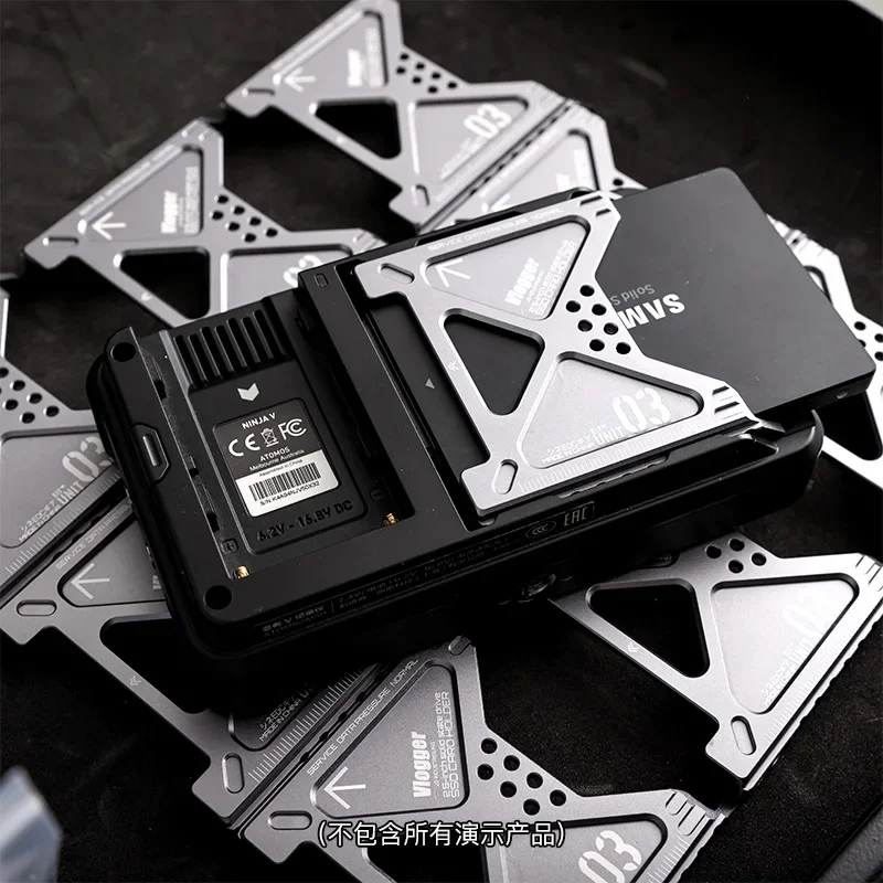 VLOGGER Lunch Box III Magnalium Case to Atomos NINJA V/ NINJA V+ Attachment For 2.5 inch SSD Card Sleeve