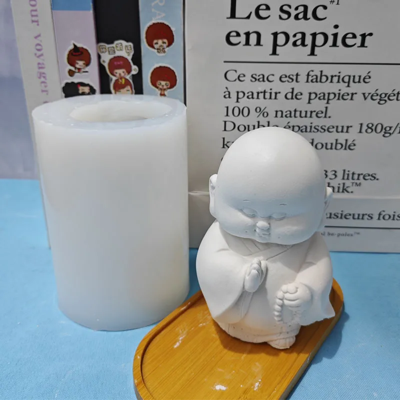 Oriental Zen Little Monk Silicone Candle Mold Gypsum Concrete Monk Desktop Decoration Mould Tea Pet Bathtub Landscaping Mold