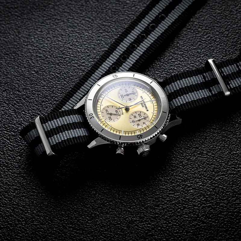 Quartz Watch for Man with Seiko VK68 Movement from Japan