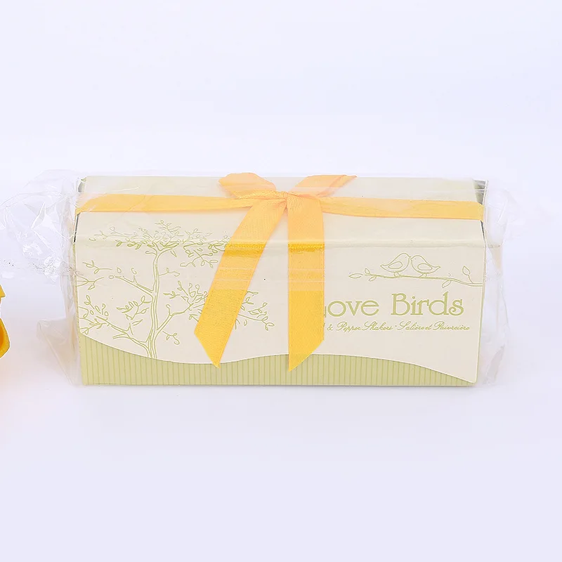Baby Shower Wedding Favors Ceramic Love Birds Spice Jar Salt Pepper Shaker