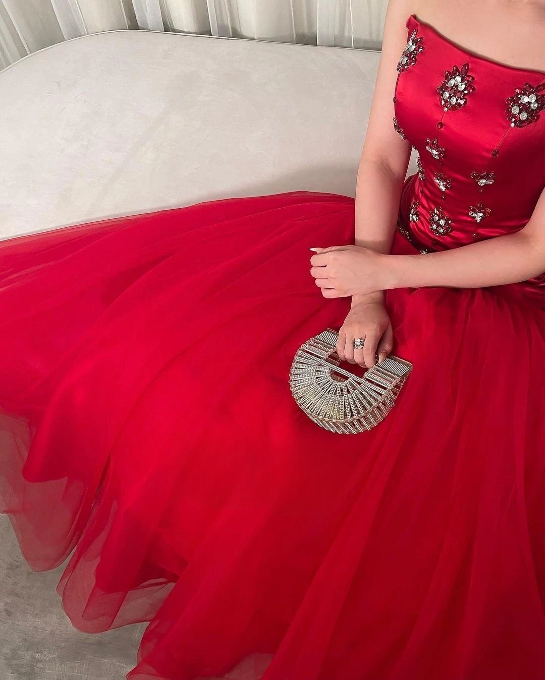 Prom Dresses Red Strapless Evening Dresses Crystal Beads Satin Tulle Floor-Length Formal Occasion Bride Party