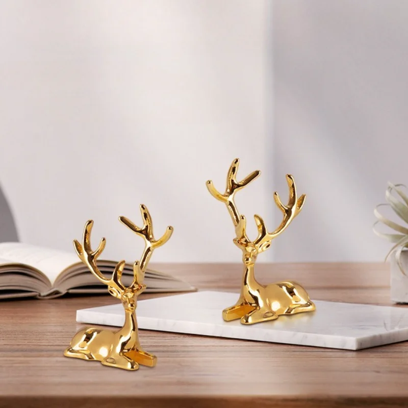 1PC Elk Deer Statue Nordic Ornament Art Figurine Vintage Golden Handicraft Table Decoration Photo Props Home Gift
