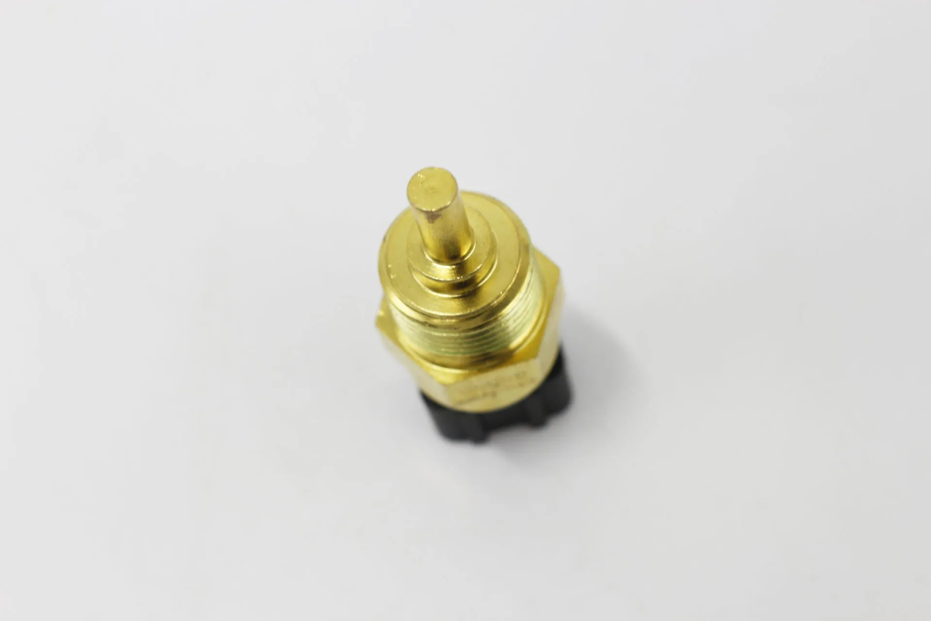 Coolant Temperature Sensor Sender For Hyundai Kia Motor 2000-15 39220-38030 3922038030