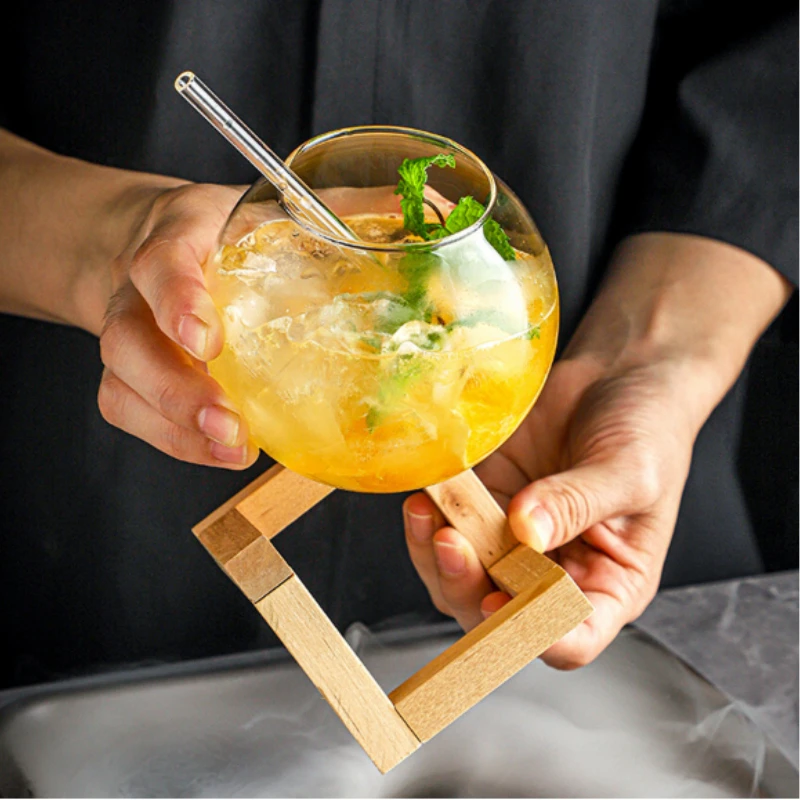 Cocktail Glass Cup with Wood Stand Creative Lunar Round Shape Drink Cup with Straw Christmas Cups Iced Coffee Cups Drinkware