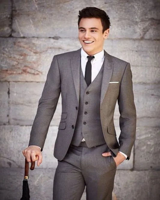 

Gray 2022 Wedding Suits Evening Party Prom Custom Made Slim Fit Casual 3 Pieces Best Man Tuxedos (Jacket+Pants+Vest)