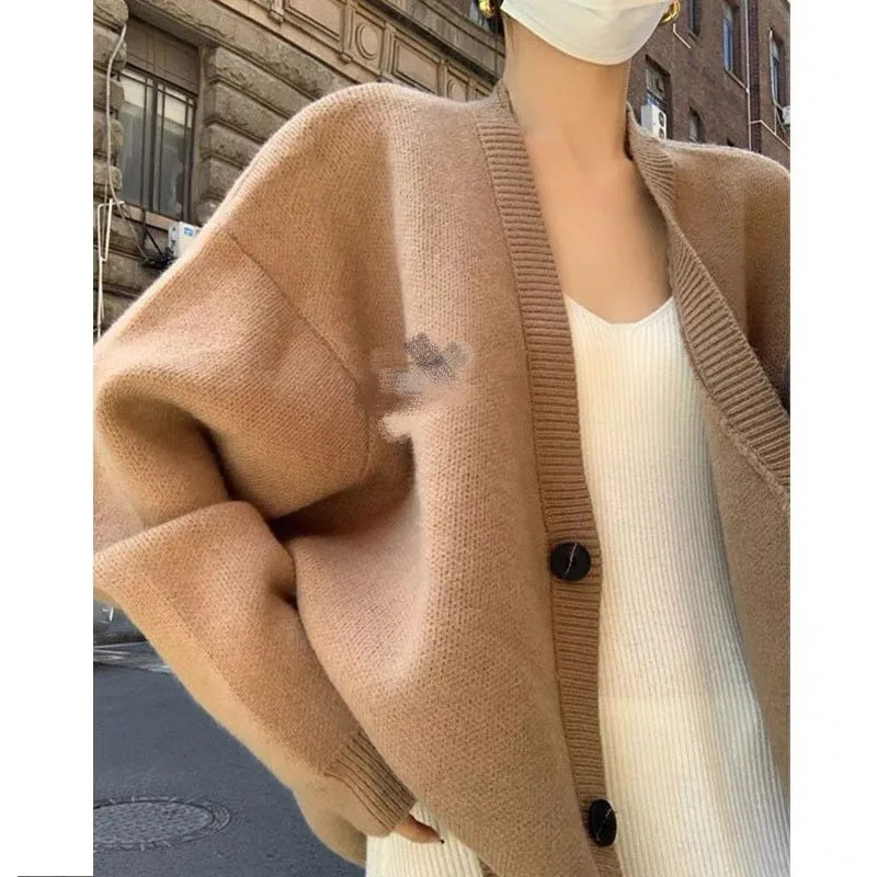 

2022 autumn and winter women's Letter lazy style coat female new thick loose sweater cardigan jacket