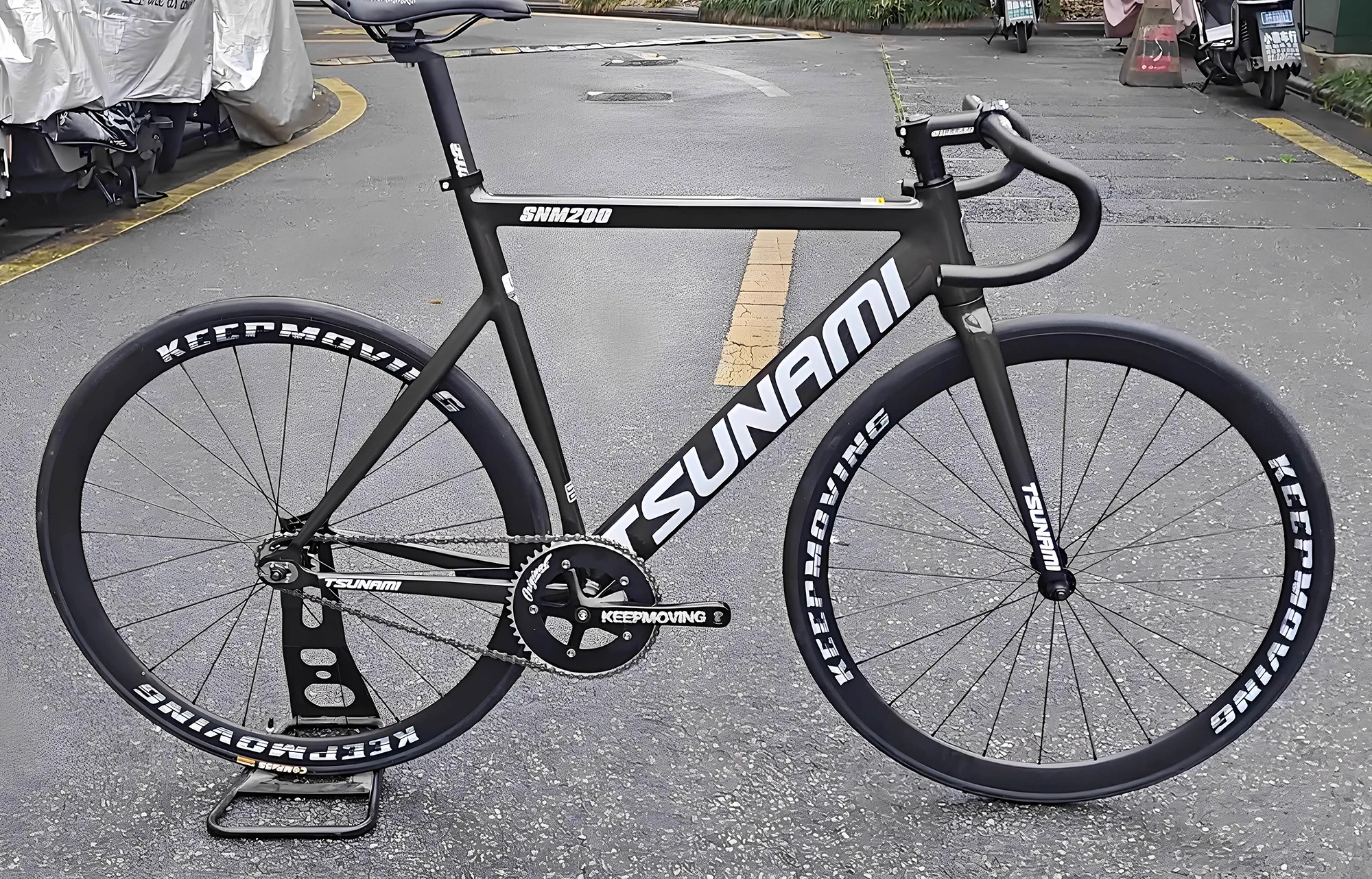 TSUNAMI SNM200 完成車 引取り限定 Tsunami SNM200 Fixed Gear Bike Aluminum Alloy Frame Fixie