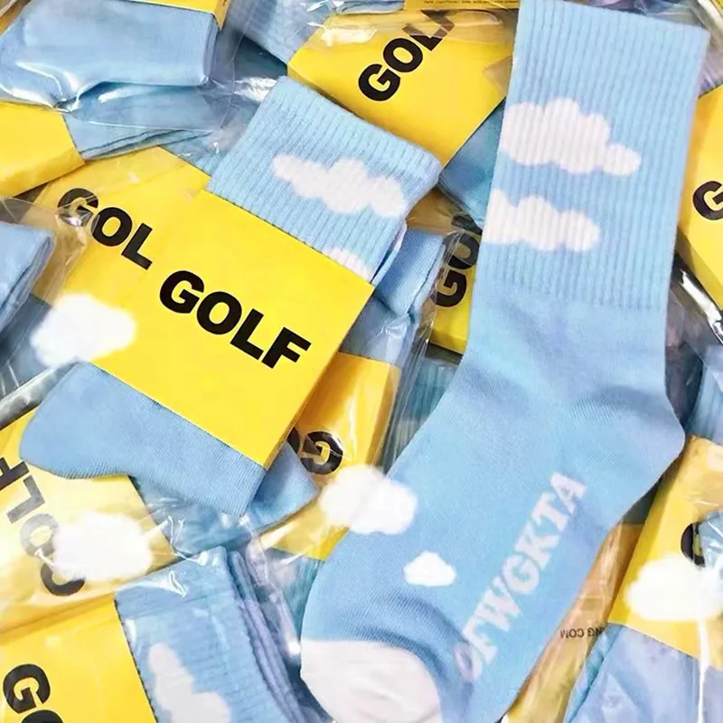 

Носки женские средней длины, теплые дышащие удобные спортивные хлопковые для мужчин и женщин, с синим небом и белыми облаками, для осени и зимы