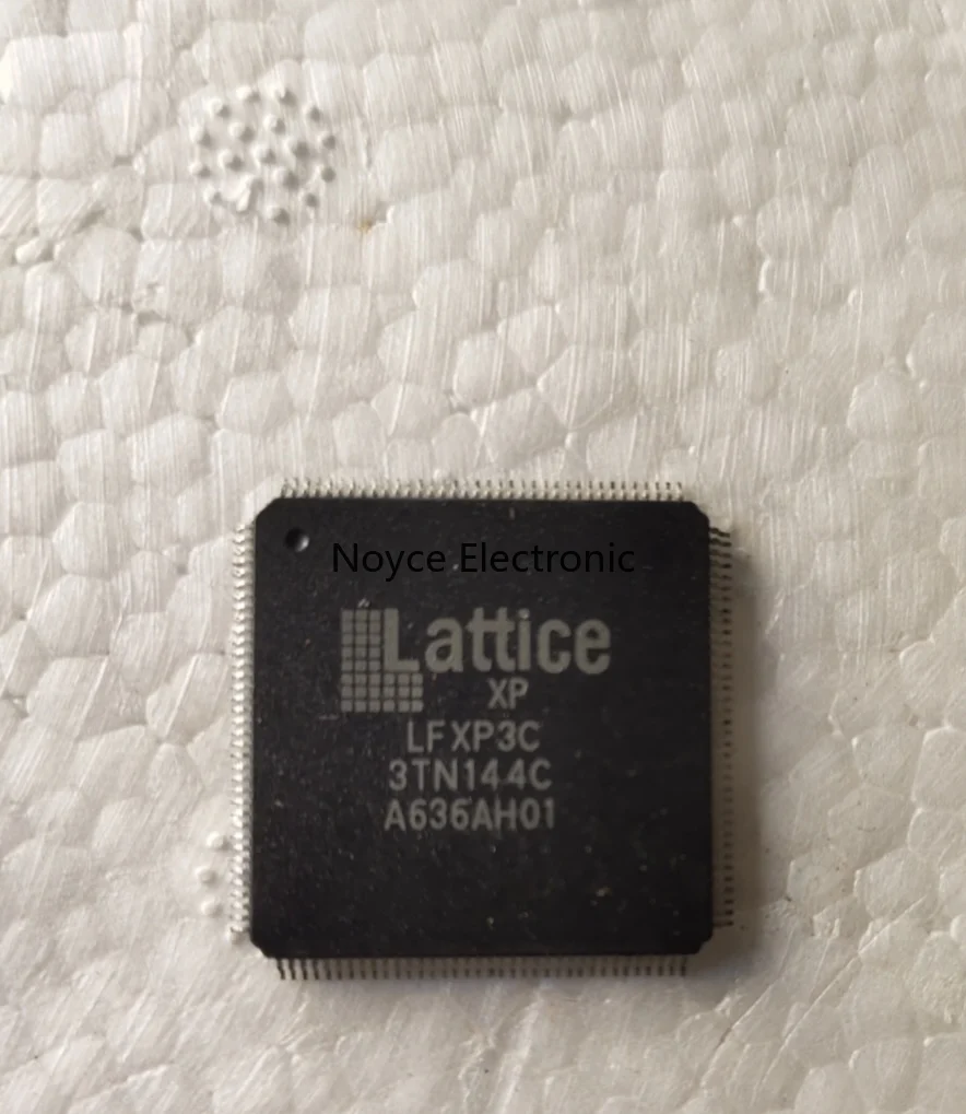 New spot LFXP3C-3TN144C package TQFP144 microcontroller LFXP3C-3TN144 /1pcs xc6slx9 2tqg144c xc6slx9 tqg144 xc6slx9 2tqg144 xc6slx9tqg144 tqfp144 chipset xc6slx9 qfp 144 chipset